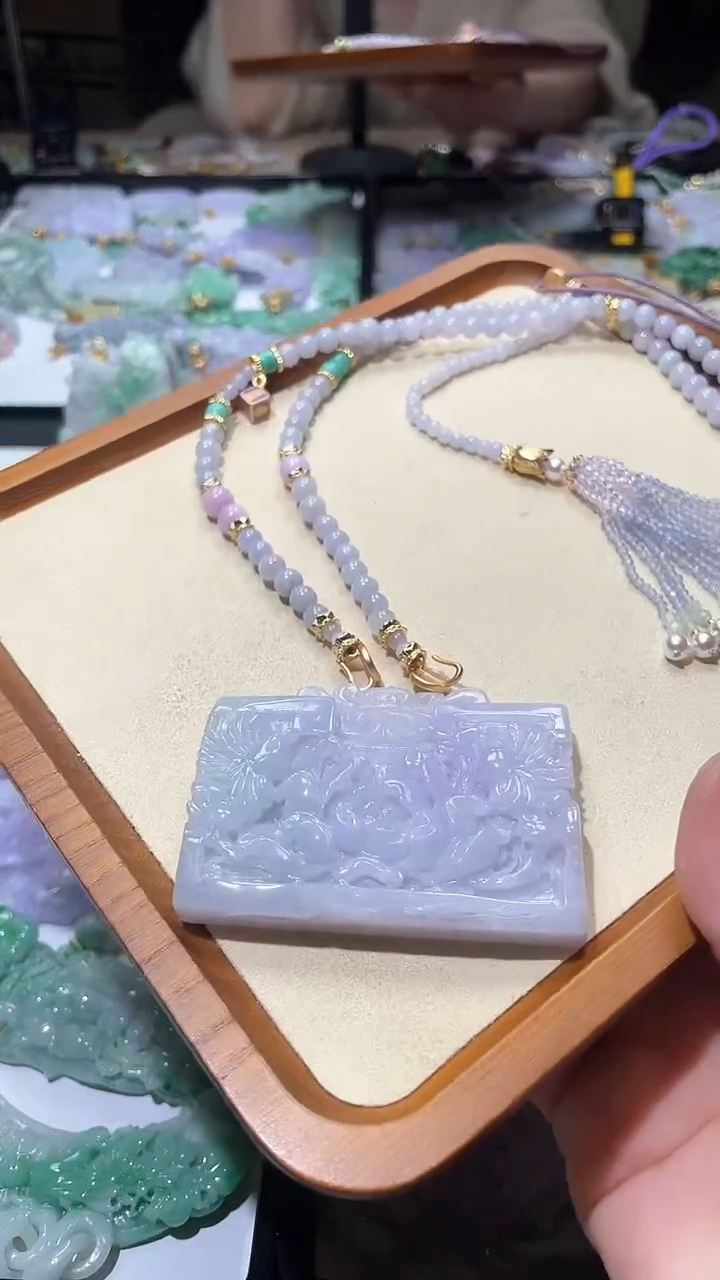 【闪购商品】翡翠颈饰未镶嵌吊坠