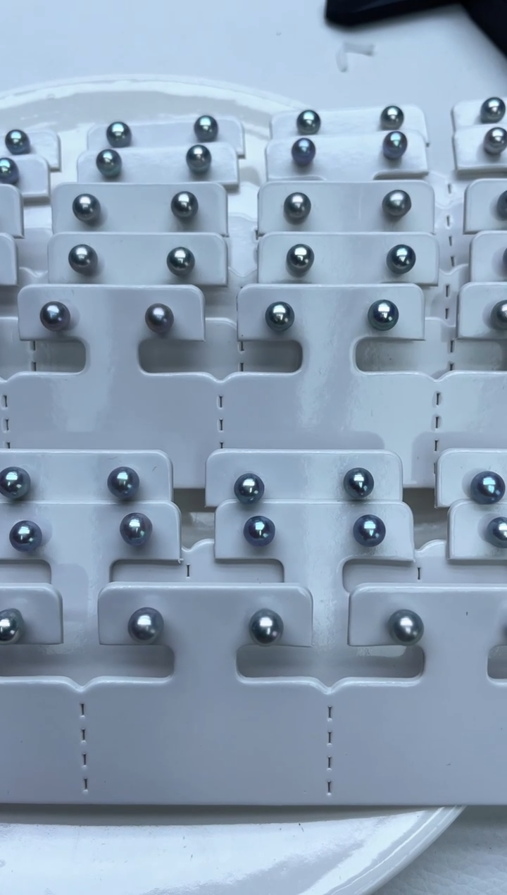 未镶嵌耳饰淡水珍珠灰色系素钉5-6mm(多样性发一）