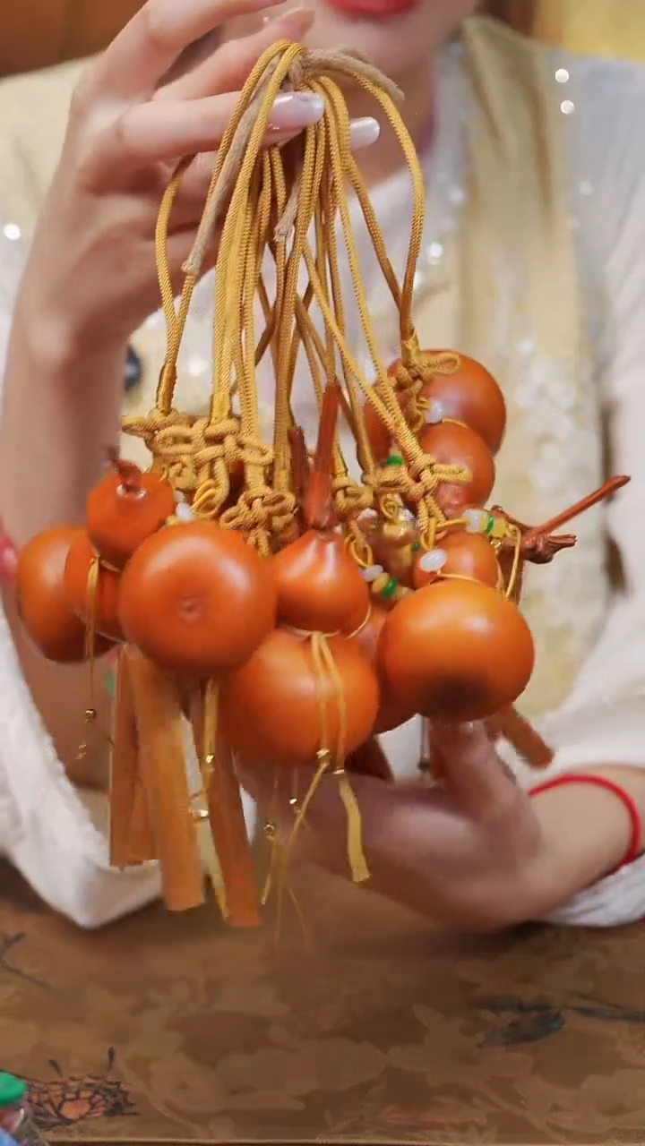 333漆艺工艺小葫芦（随机）9.9