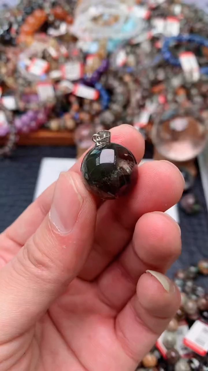 【闪购商品】水晶吊坠(赠链)合金31