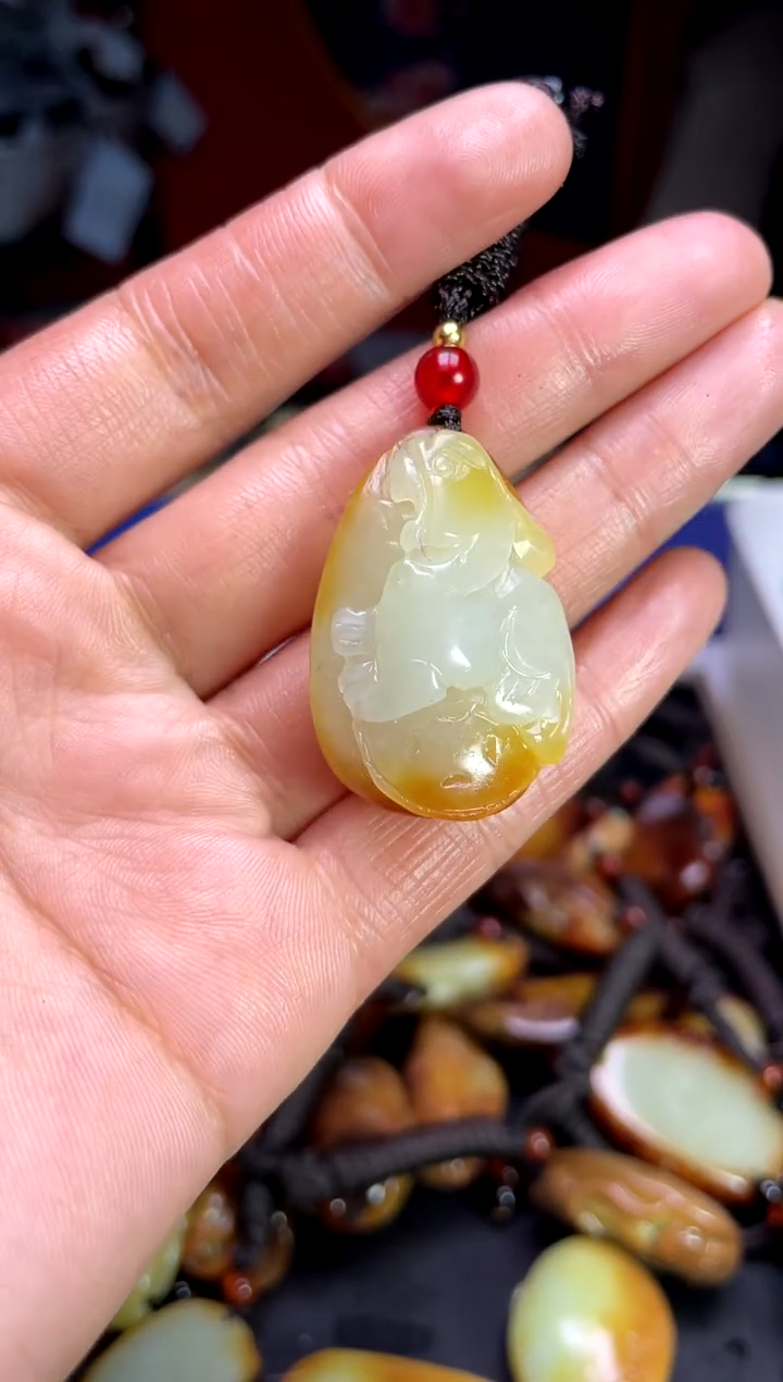 【闪购商品】和田玉颈饰未镶嵌1
