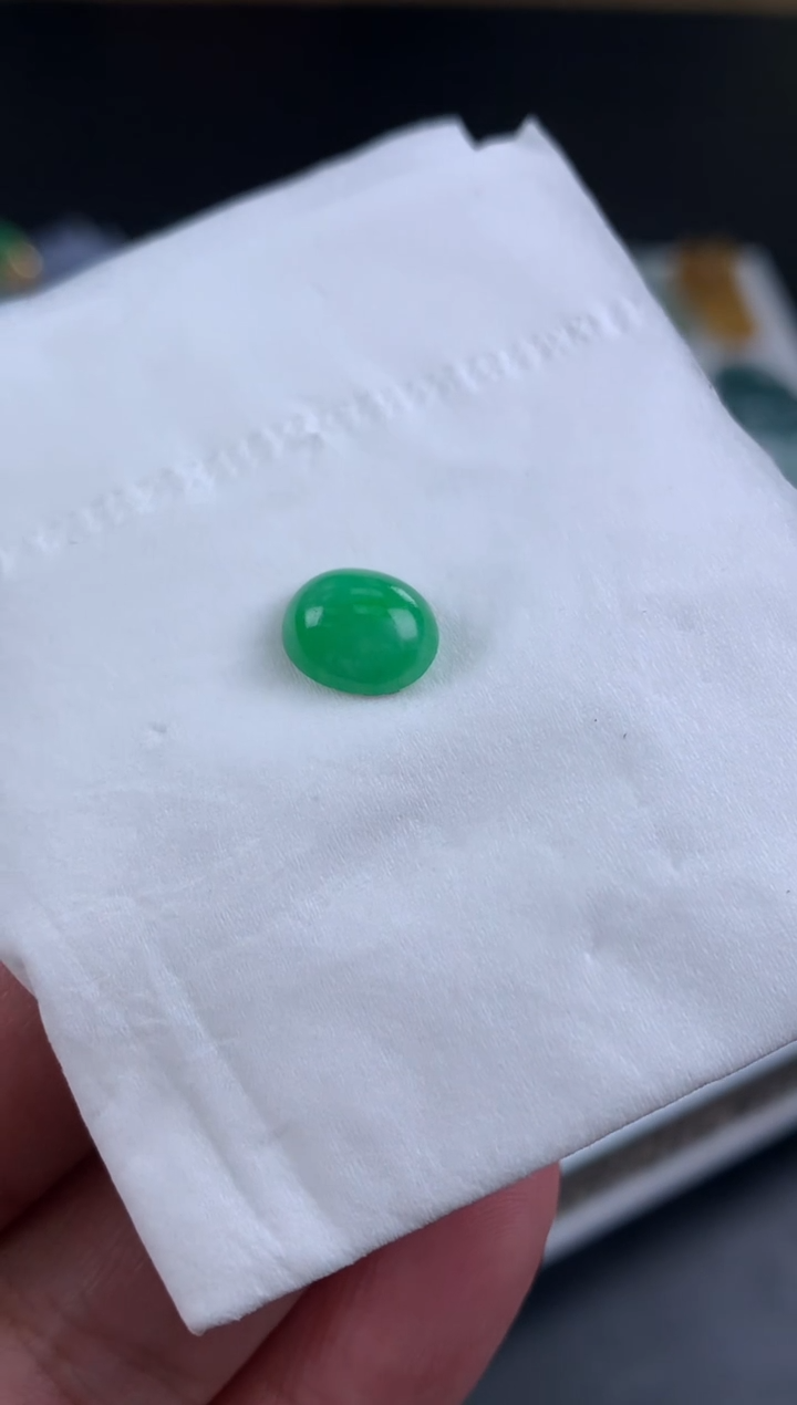【闪购商品】定制翡翠未镶嵌翡翠