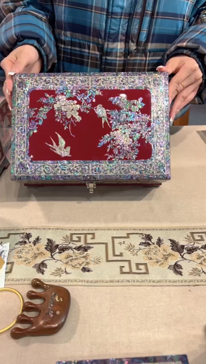 【闪购商品】鱼锁满贝底·弘贝雅螺钿漆器文化馆