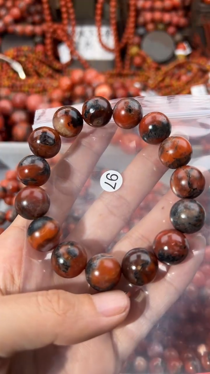 南红玛瑙未镶嵌手串11