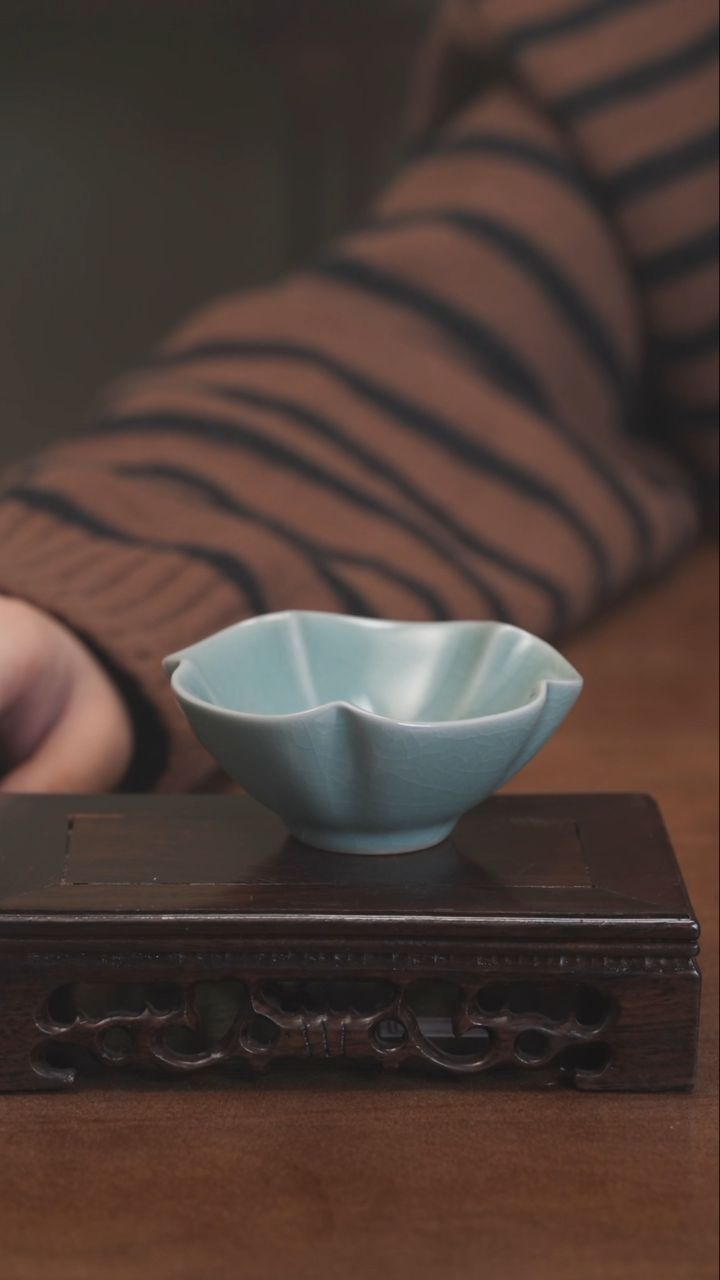 【闪购商品】YY宝丰宋官窑汝瓷仿古釉海棠杯