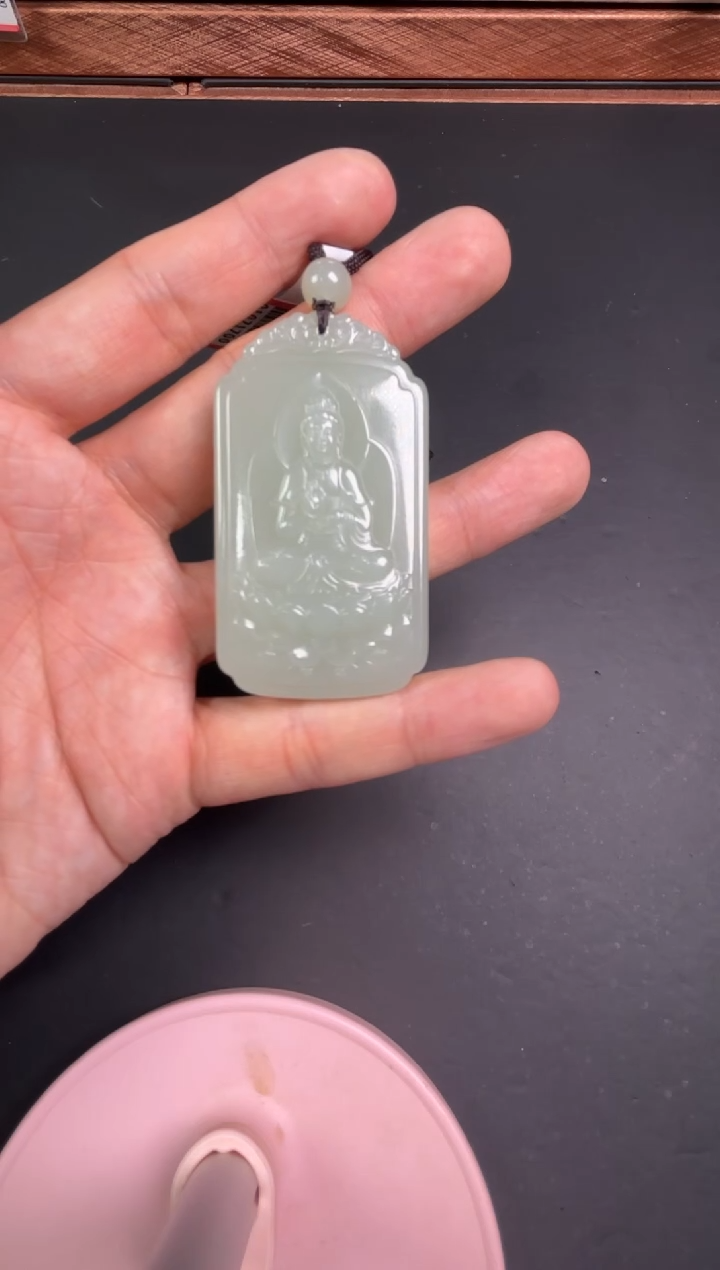 【闪购商品】和田玉吊坠(赠链)未镶嵌且末微色差近矿吊坠