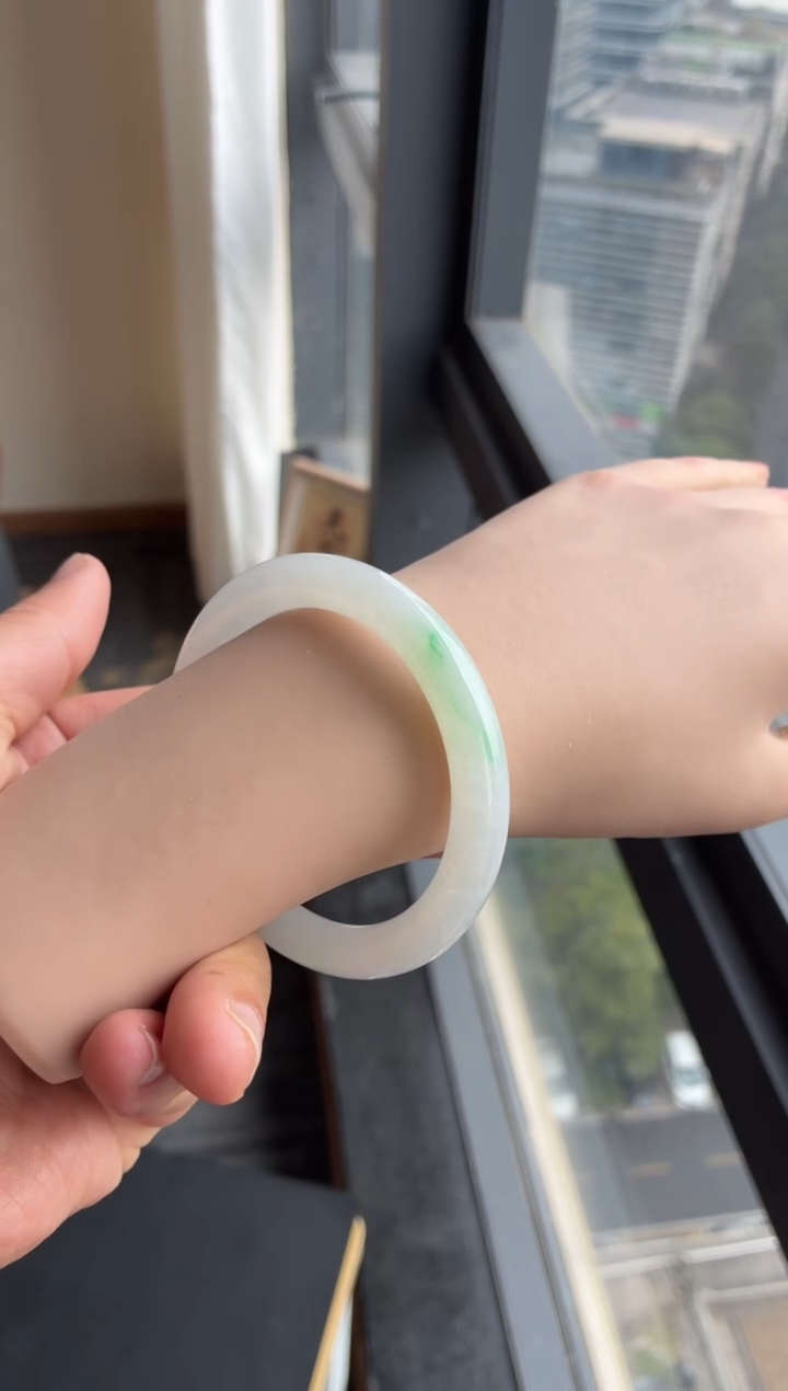 未镶嵌手镯翡翠43号56.2*9.1*8.5圆条