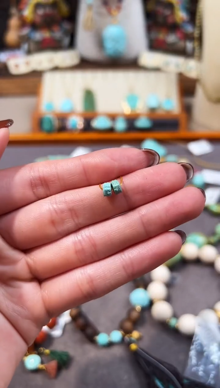 未镶嵌绿松石配饰醒狮隔片