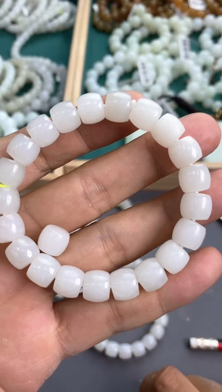 手串未镶嵌和田玉手串卡10