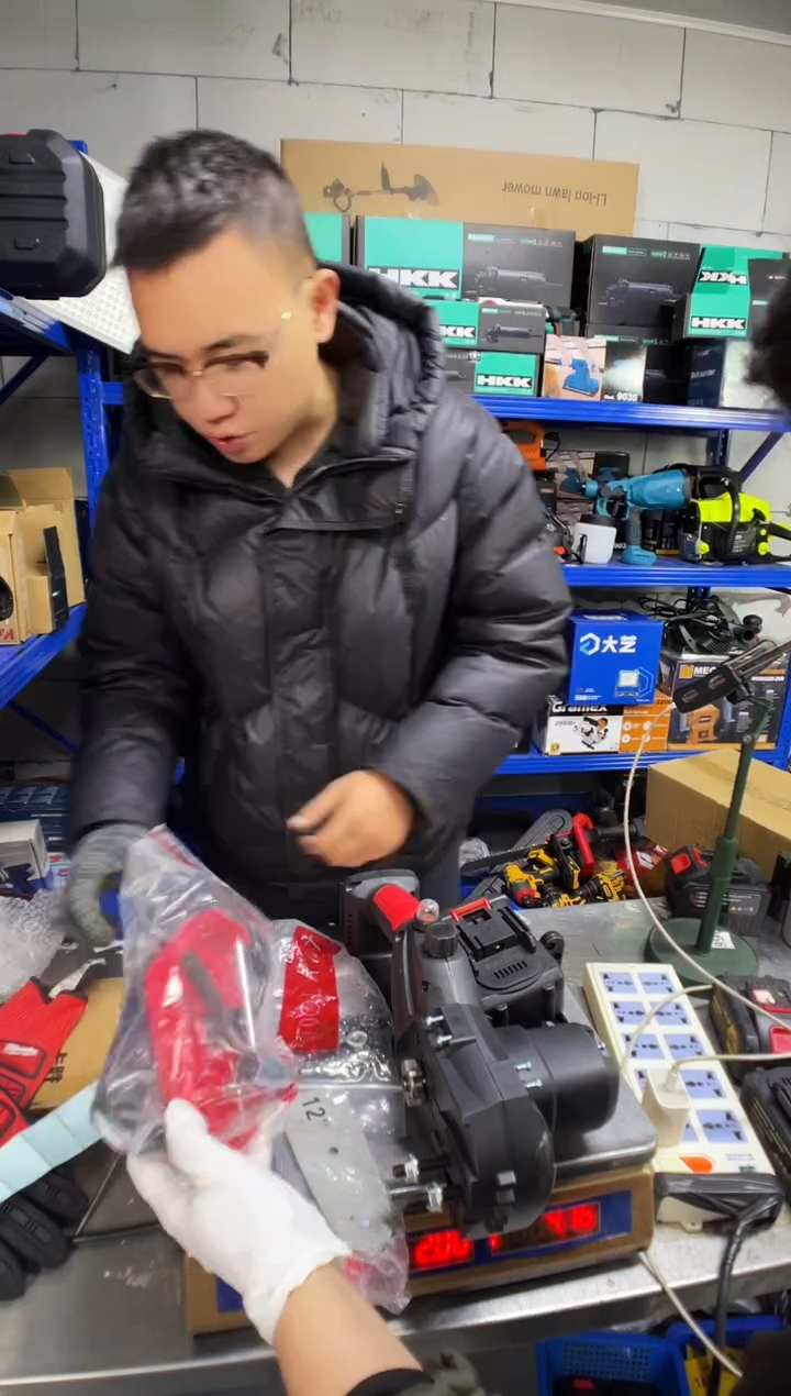 用****8二手工具听讲解看图片下单 没有运费险013