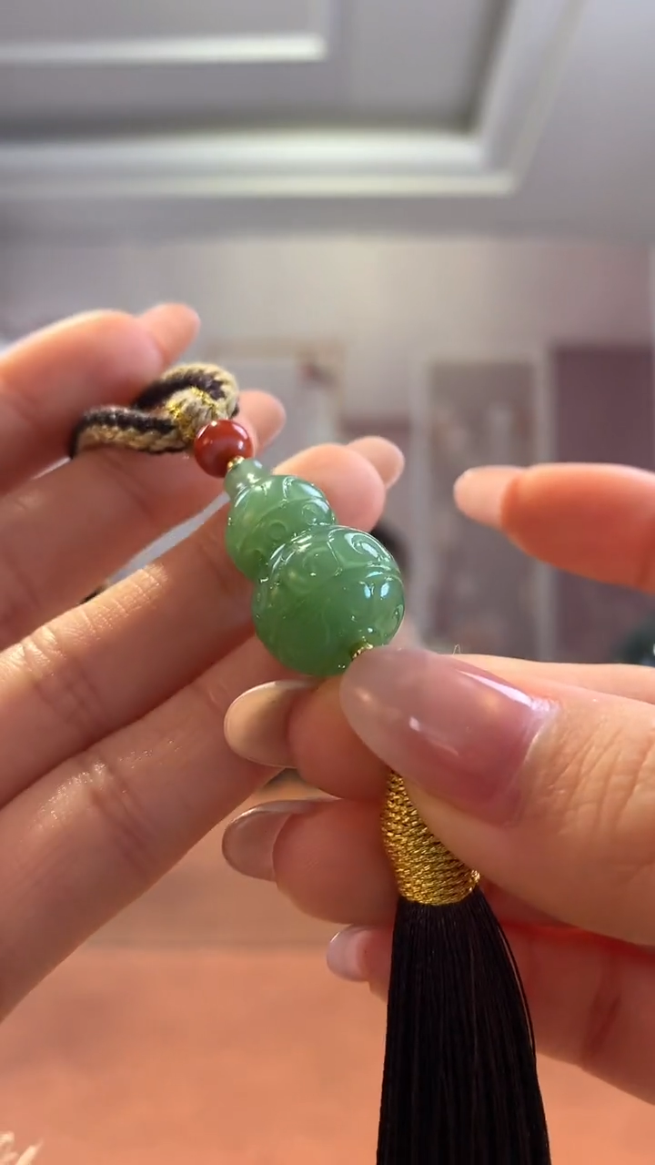 未镶嵌和田玉挂件碧玉果绿葫芦车挂