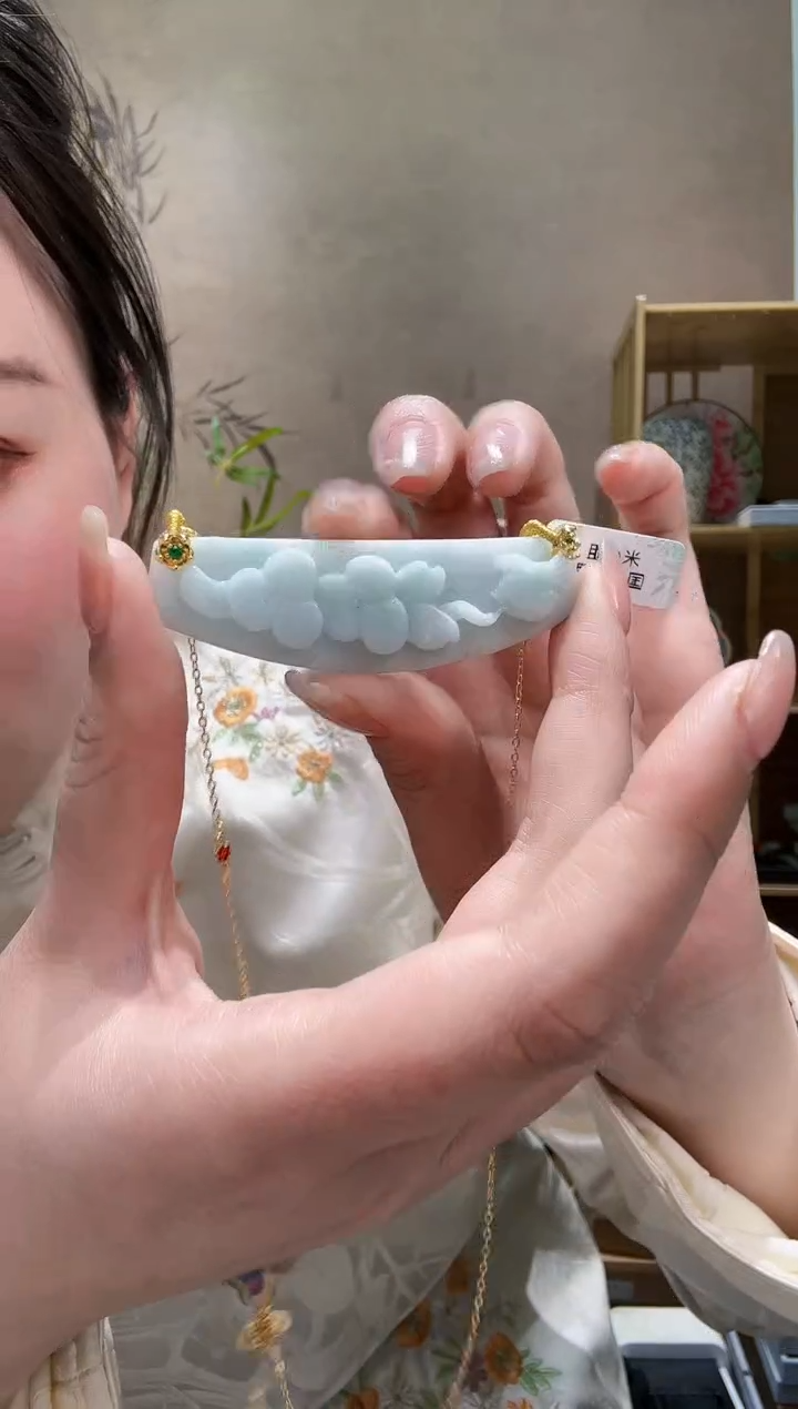 【闪购商品】翡翠颈饰未镶嵌吊坠