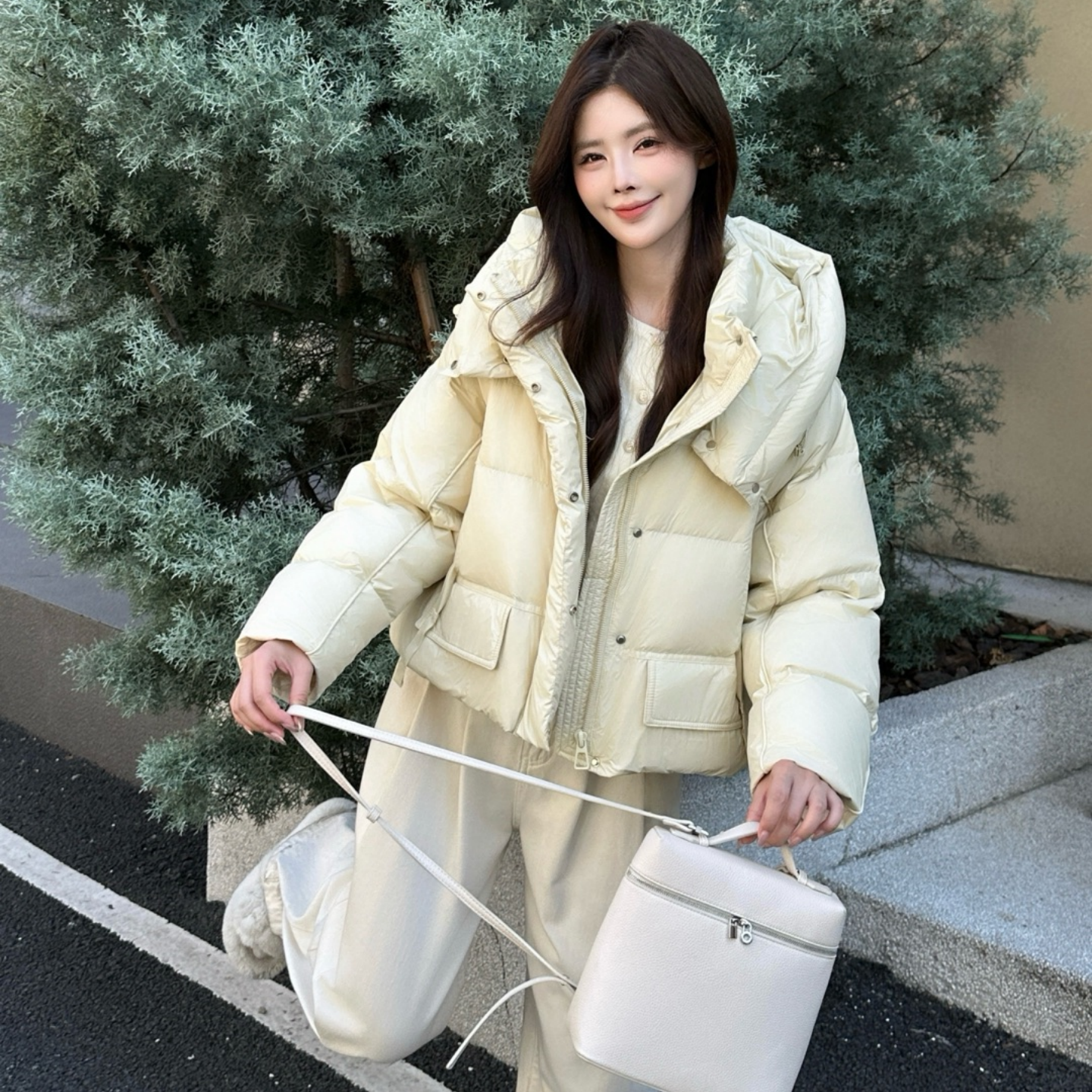 妮诺依冬季新款新国标白鸭绒短款羽绒服韩版宽松蓝色连帽保暖外套