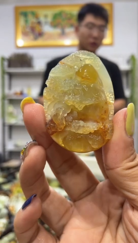 未镶嵌岫玉吊坠   