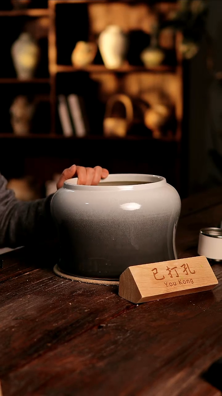 摆件25-448高度18口径18已打孔误差2