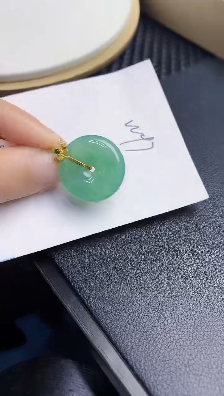 【闪购商品】翡翠颈饰18K金镶嵌000000000