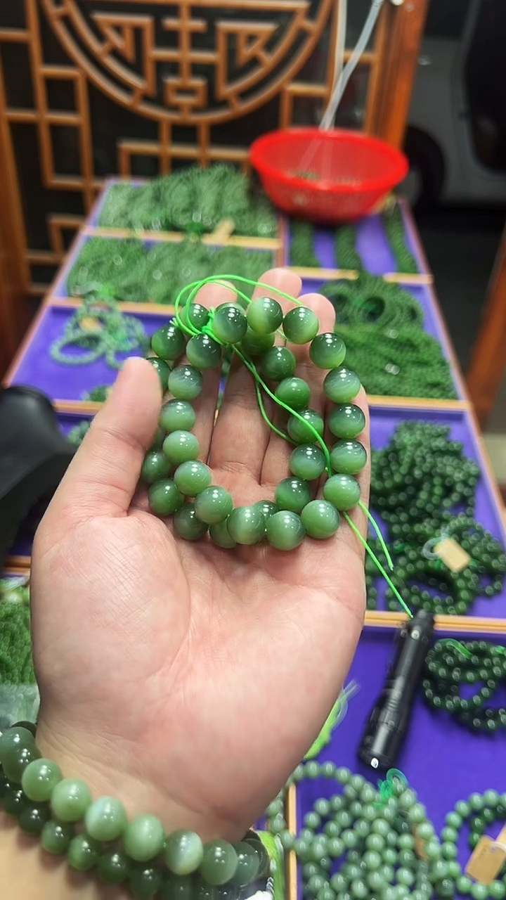 未镶嵌手串和田玉俄料绿猫手串卡12多样性发其一