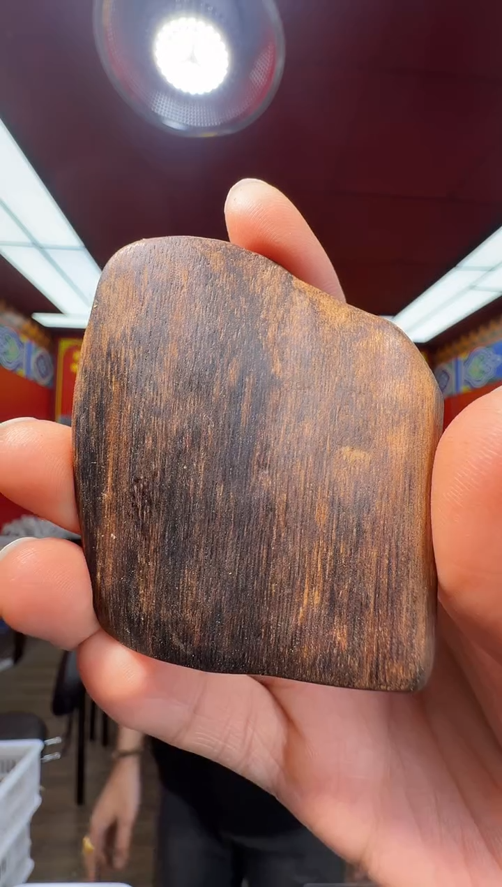 沉香吊坠f105富国岛多样性发一