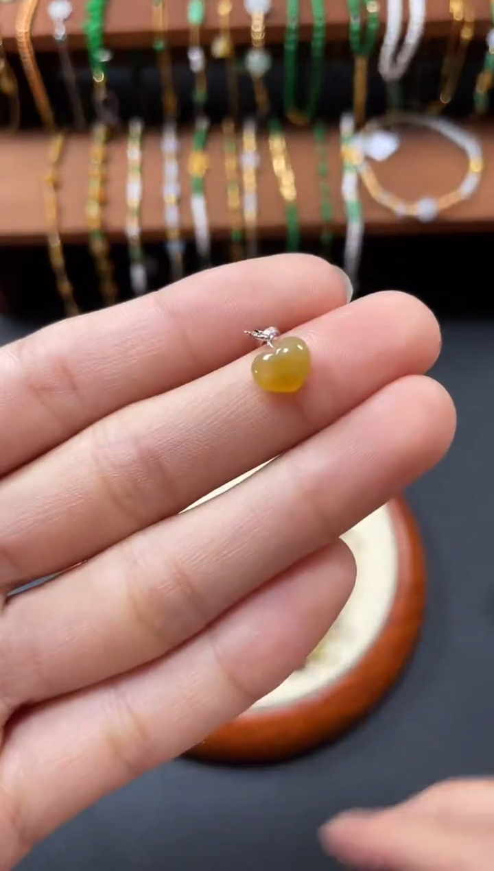 【闪购商品】翡翠吊坠(不含链)18K金镶嵌一个  JK205