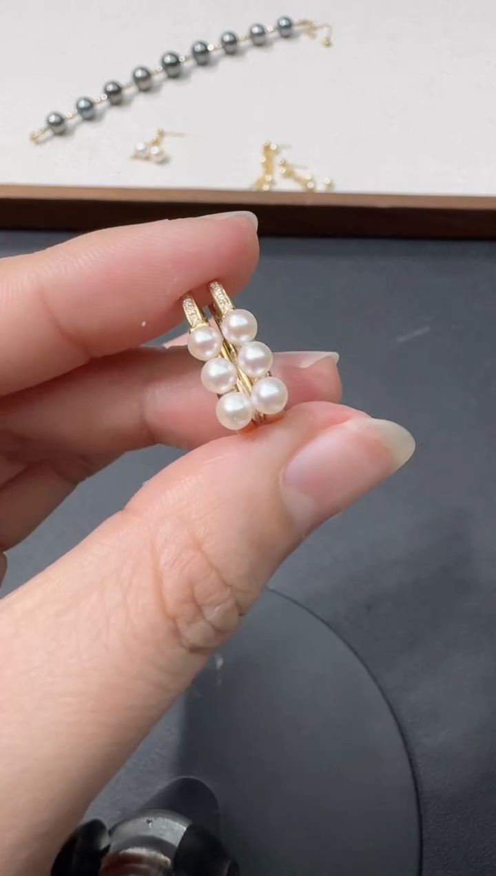 【闪购商品】海水珍珠耳饰18K金镶嵌H0221-S1148-141
