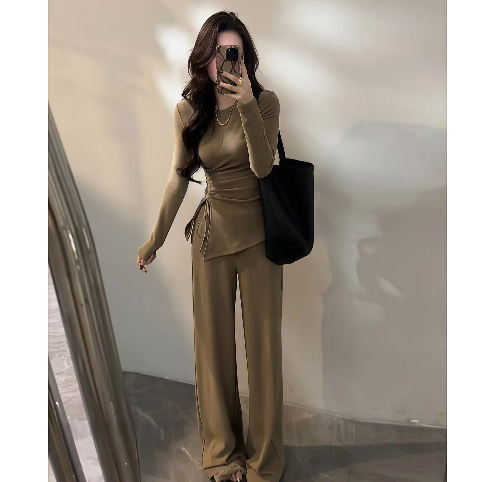 褶皱系带开叉圆领T恤上衣女秋冬新款休闲阔腿长裤子套装31009