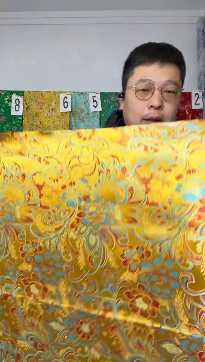 混纺满18元包邮.两单连裁.宽.长110.60