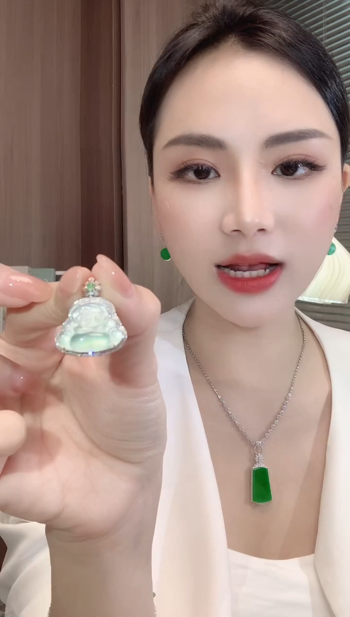 翡翠18K金镶嵌吊坠(不含链)A41