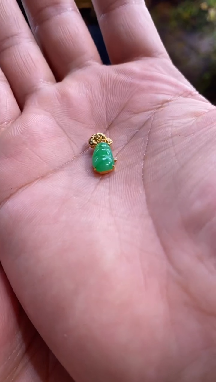 【闪购商品】翡翠吊坠(不含链)18K金镶嵌k00179-天然翡翠a货吊坠