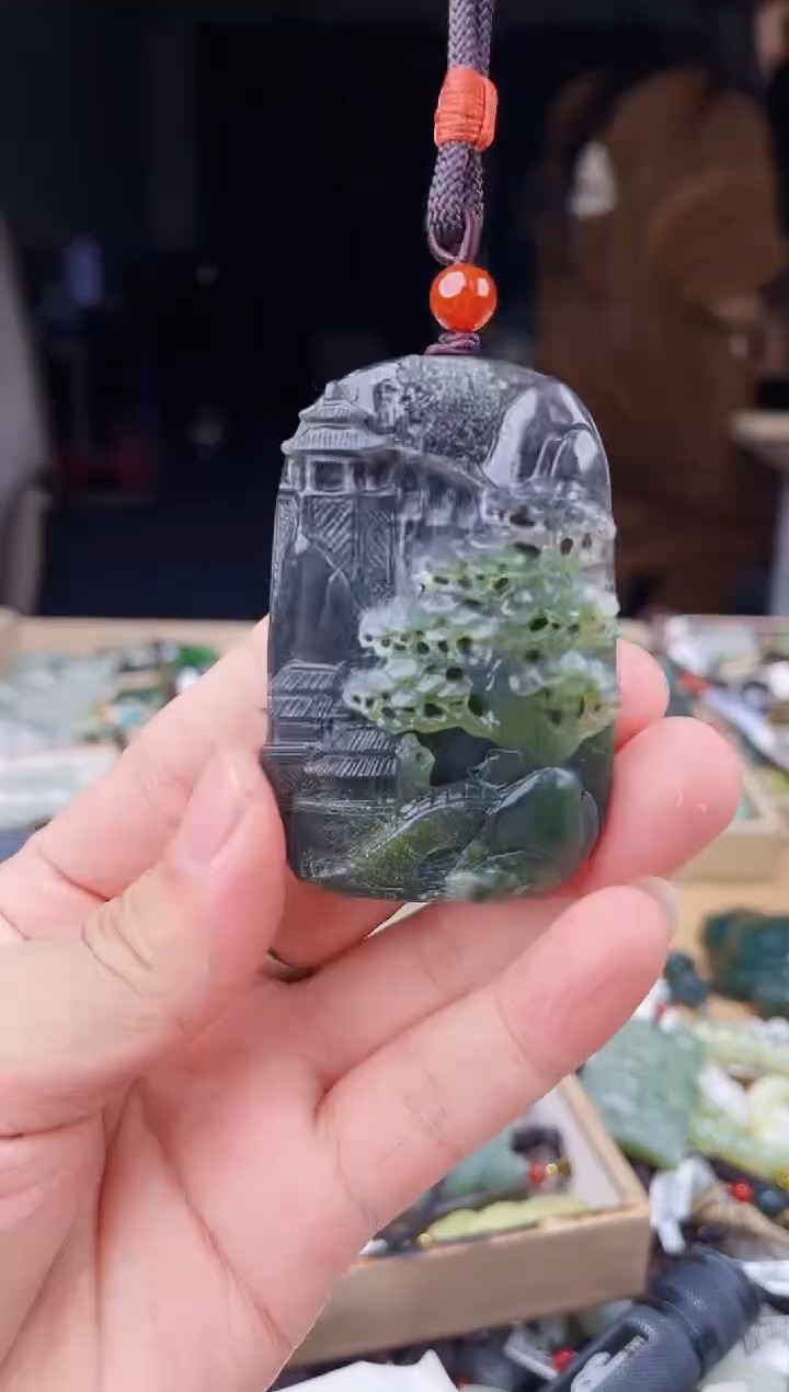 颈饰未镶嵌和田玉1