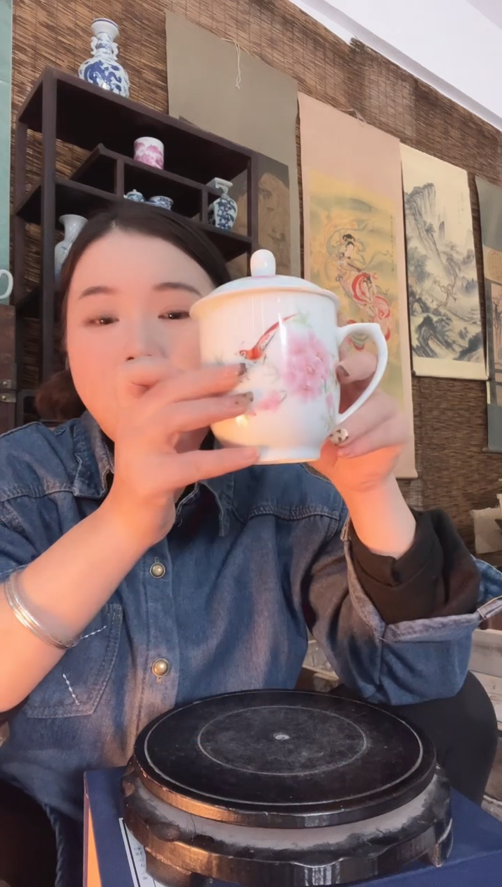 陶景德镇陶瓷摆件J443