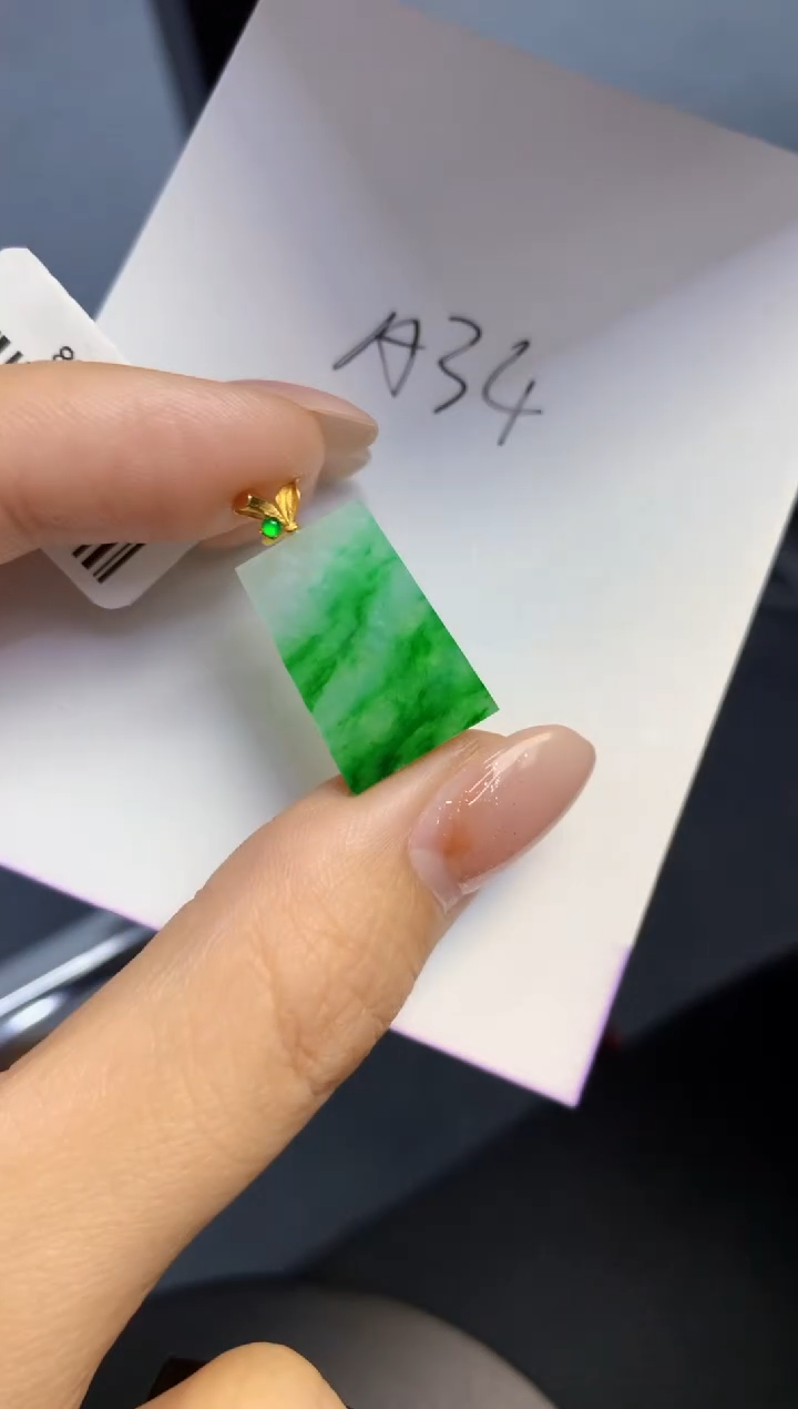 颈饰18K金镶嵌翡翠天然A货缅甸翡翠百元以上9元证书费自理