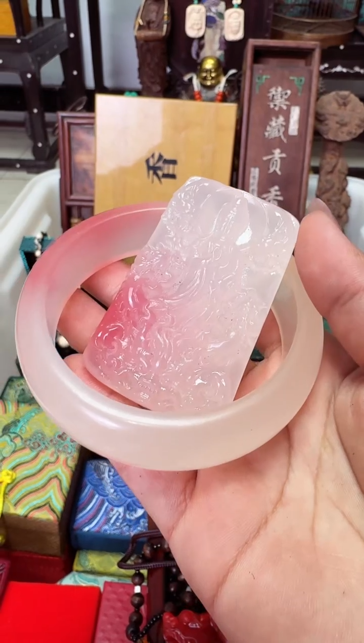 【闪购商品】琥珀颈饰未镶嵌老板娘推荐------------