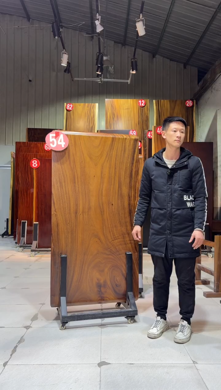 【闪购商品】木胡桃木尺寸；157*80*6单板