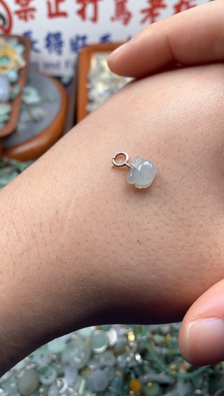 【闪购商品】翡翠颈饰未镶嵌哥哥