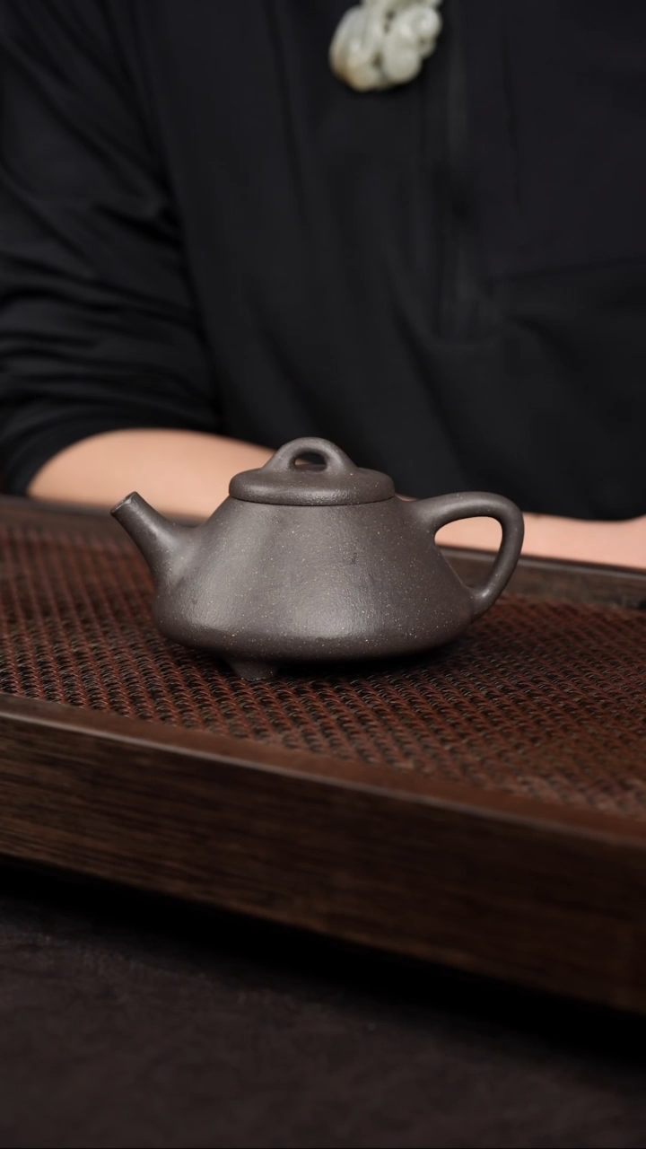 【闪购商品】紫砂茶壶千禧紫泥子冶
