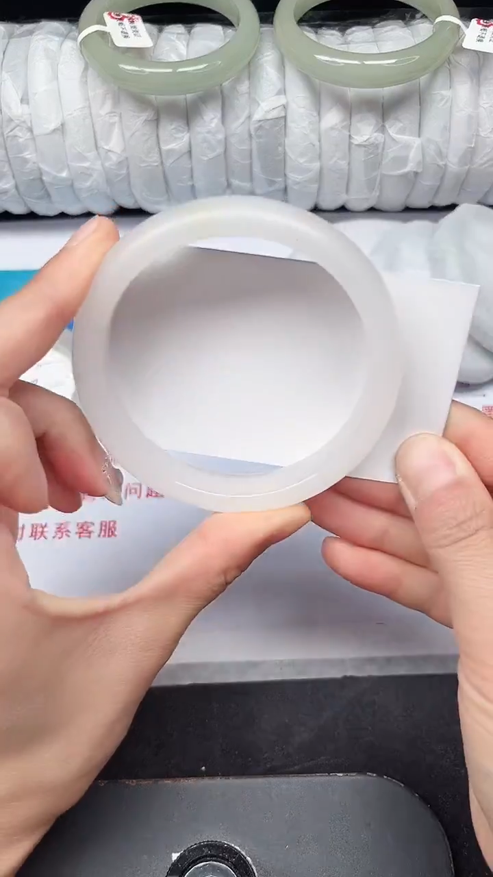 未镶嵌手镯石英质玉152-62/63