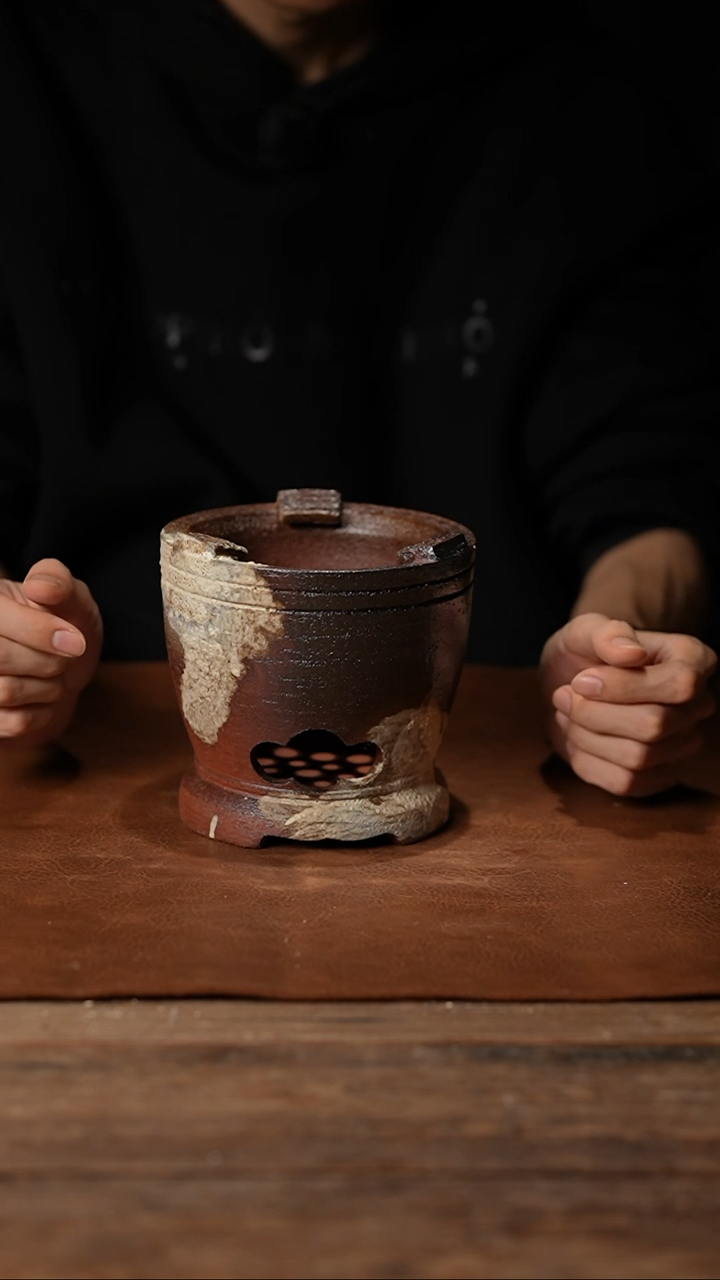 011窑变落灰梅花炭炉