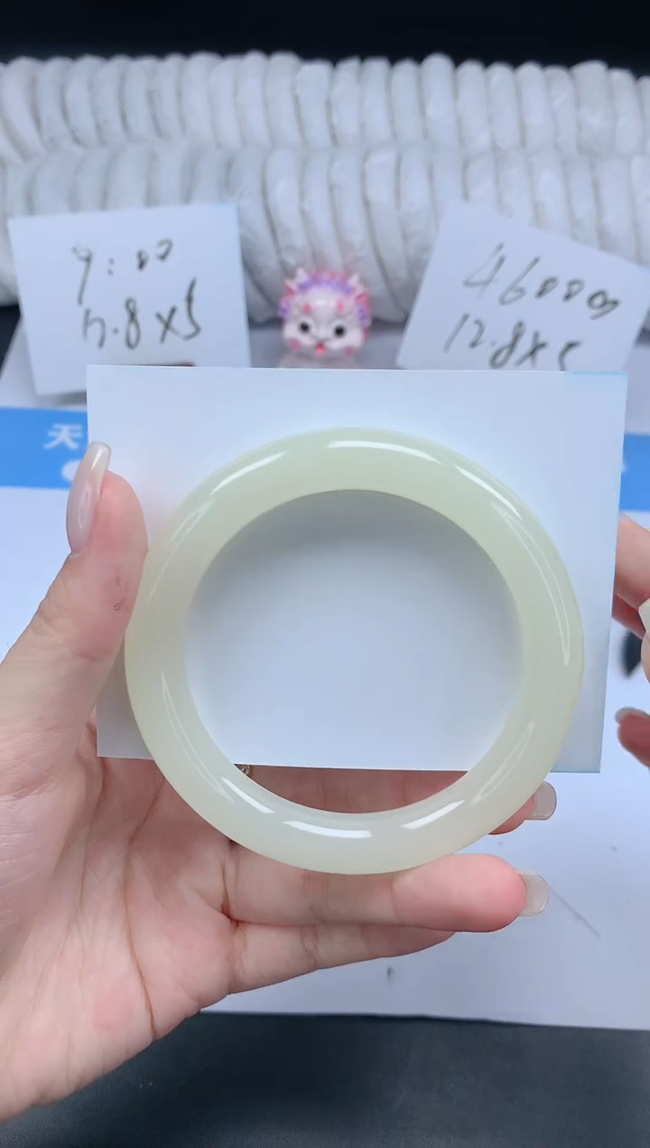 石英质玉手镯未镶嵌K199-57.9