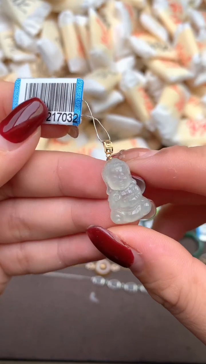 【闪购商品】翡翠挂件18K金镶嵌—