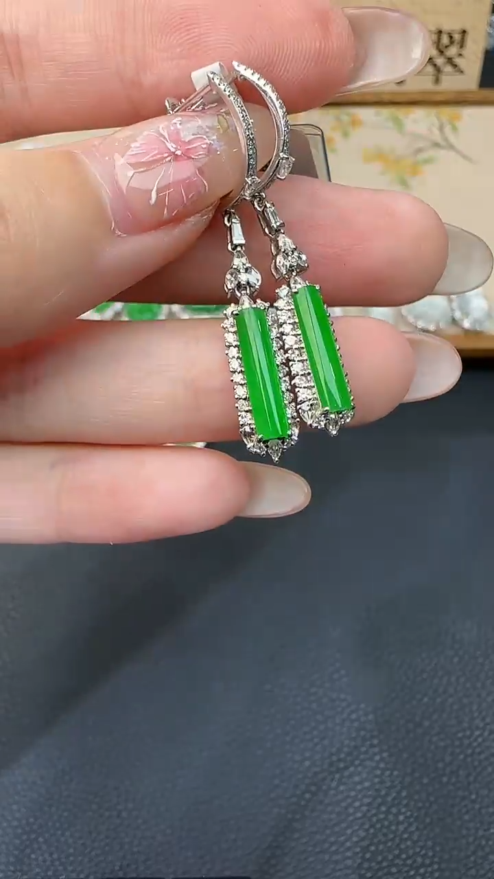 18K金镶嵌翡翠耳饰耳饰34