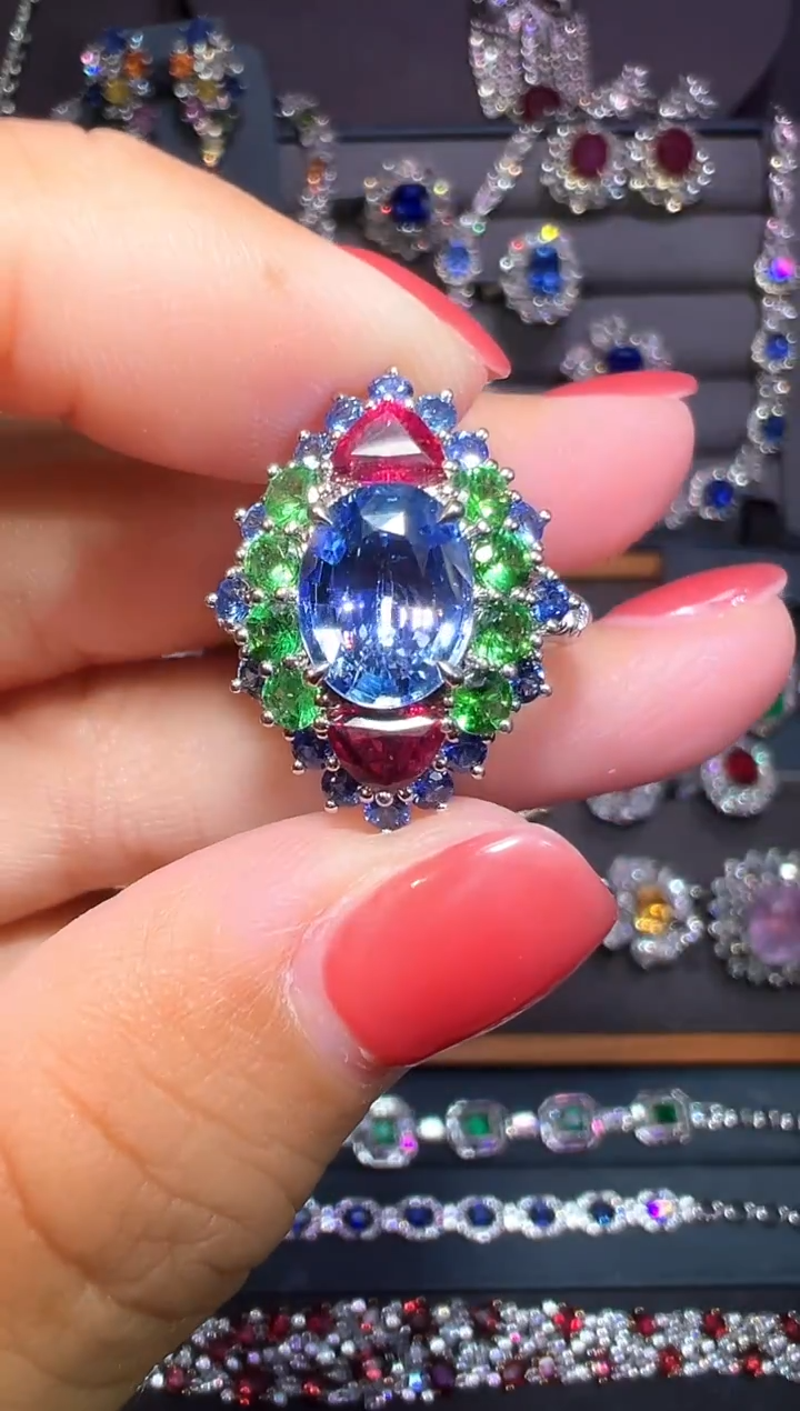 戒指蓝宝石18K金镶嵌AIGS 无烧 2.57克拉