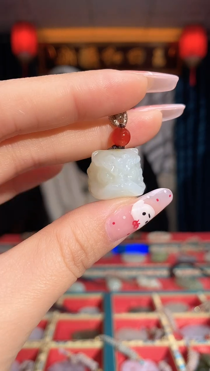 【闪购商品】和田玉颈饰未镶嵌醒狮