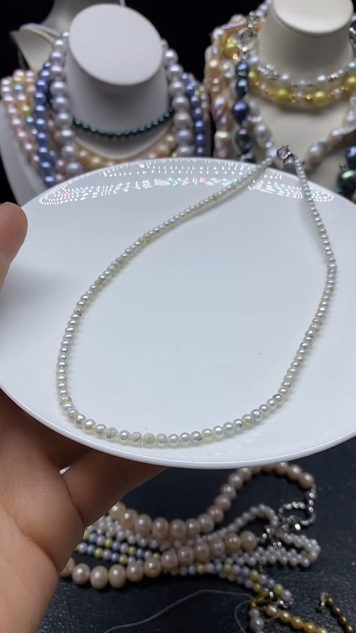 颈饰未镶嵌淡水珍珠多人
