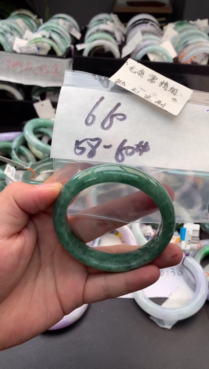 【闪购商品】定制翡翠未镶嵌毛货需精细抛光+多人