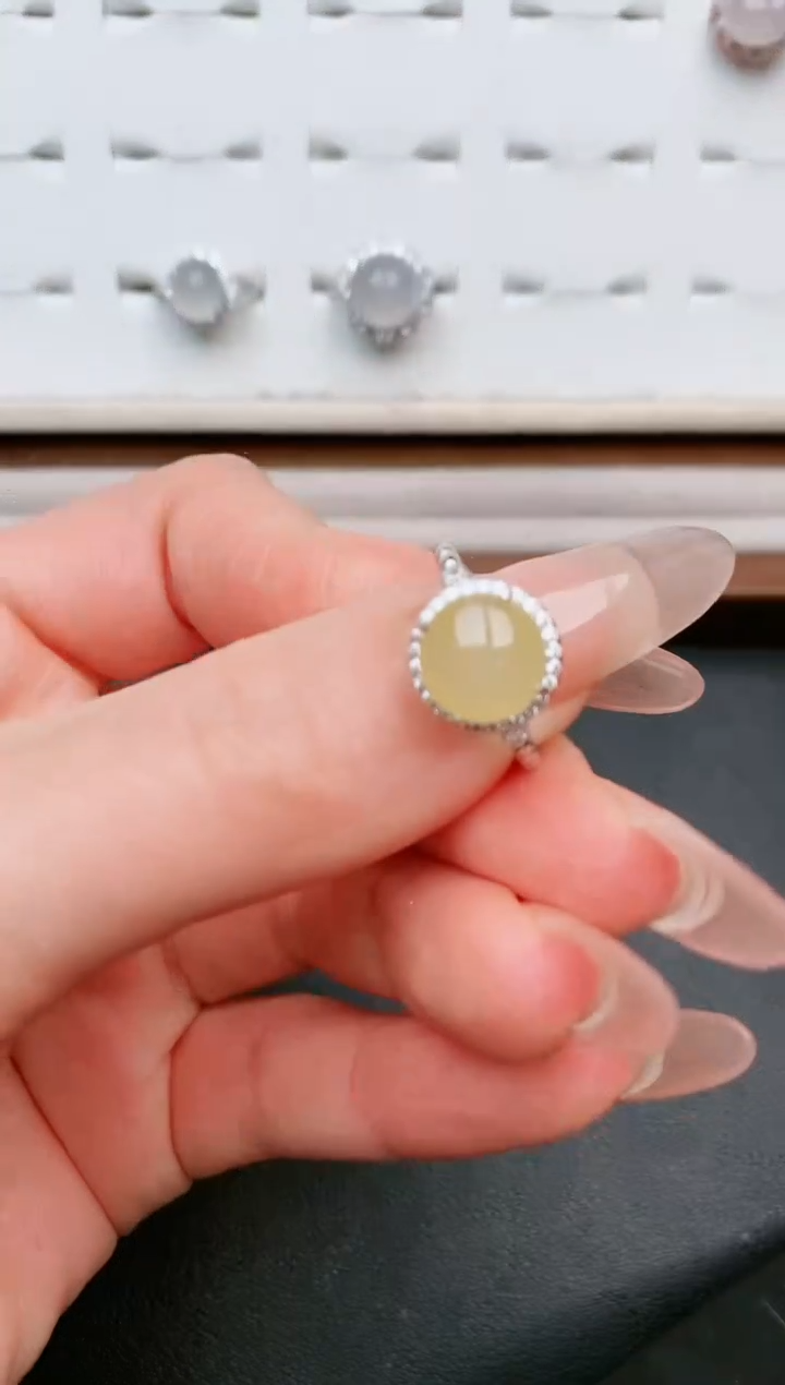 【闪购商品】翡翠戒指银S925镶嵌....