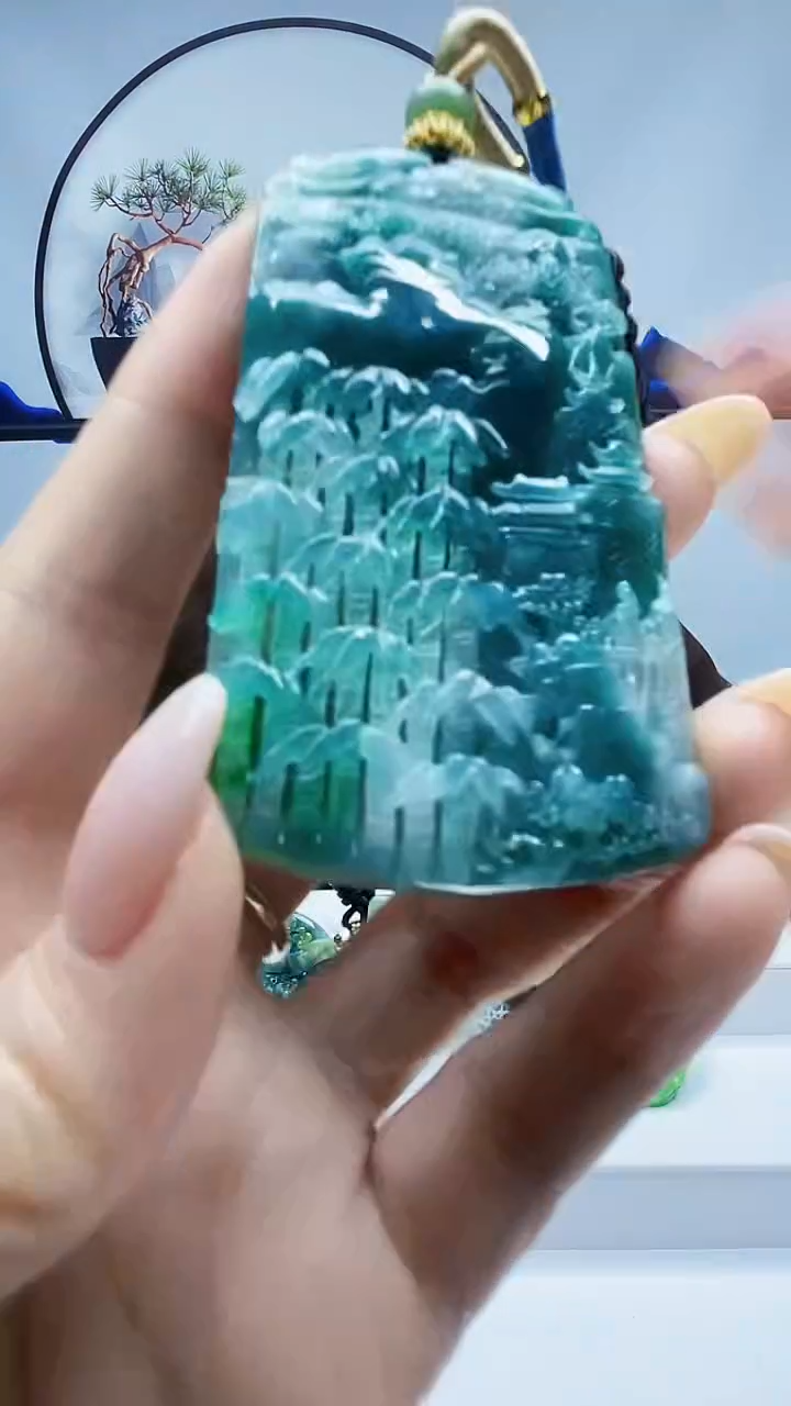 未镶嵌定制翡翠山**恙毛货挂件57