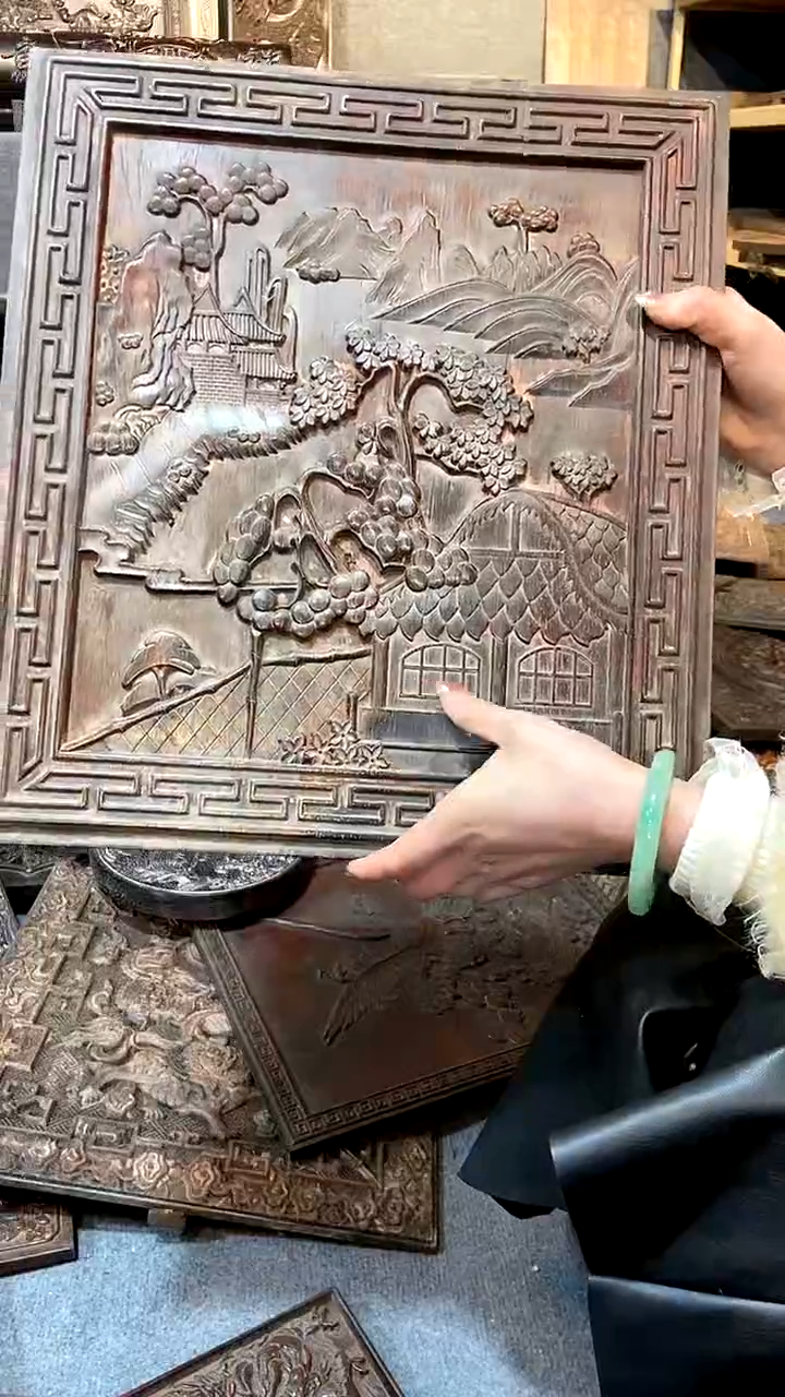 【闪购商品】木紫檀雕刻一物一拍以直播间为准