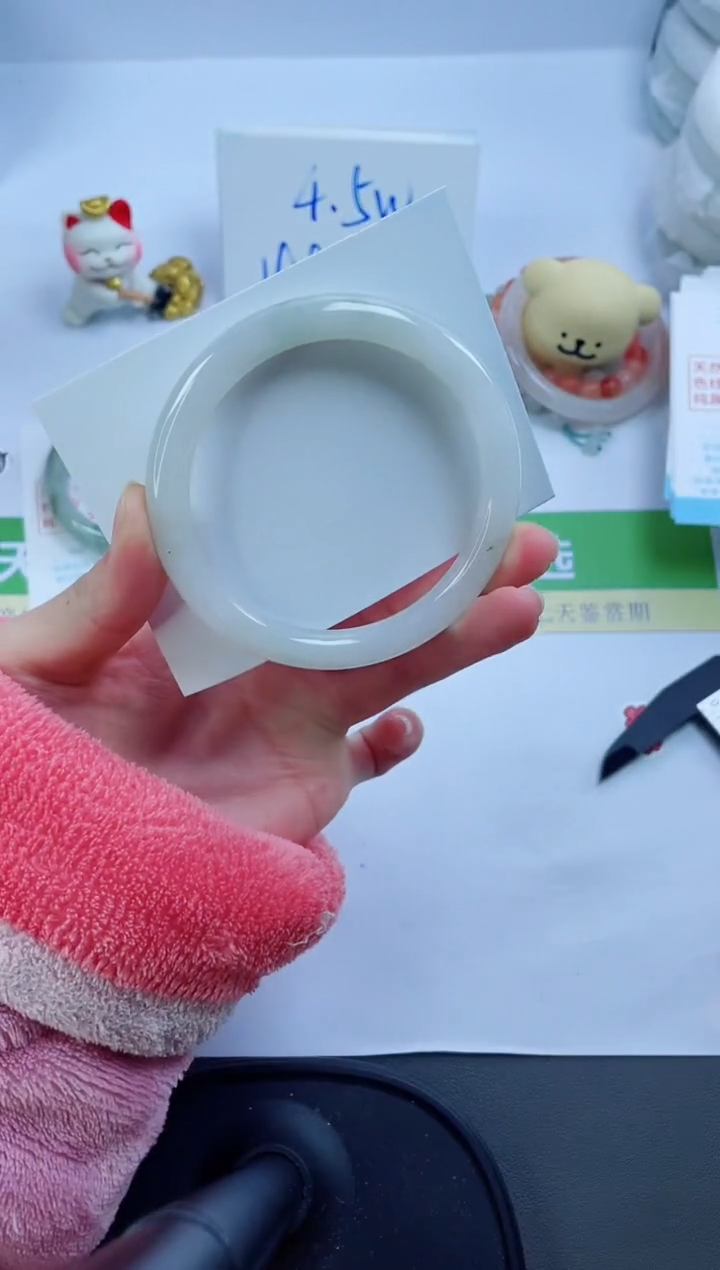 【闪购商品】石英质玉手镯未镶嵌206-61.1