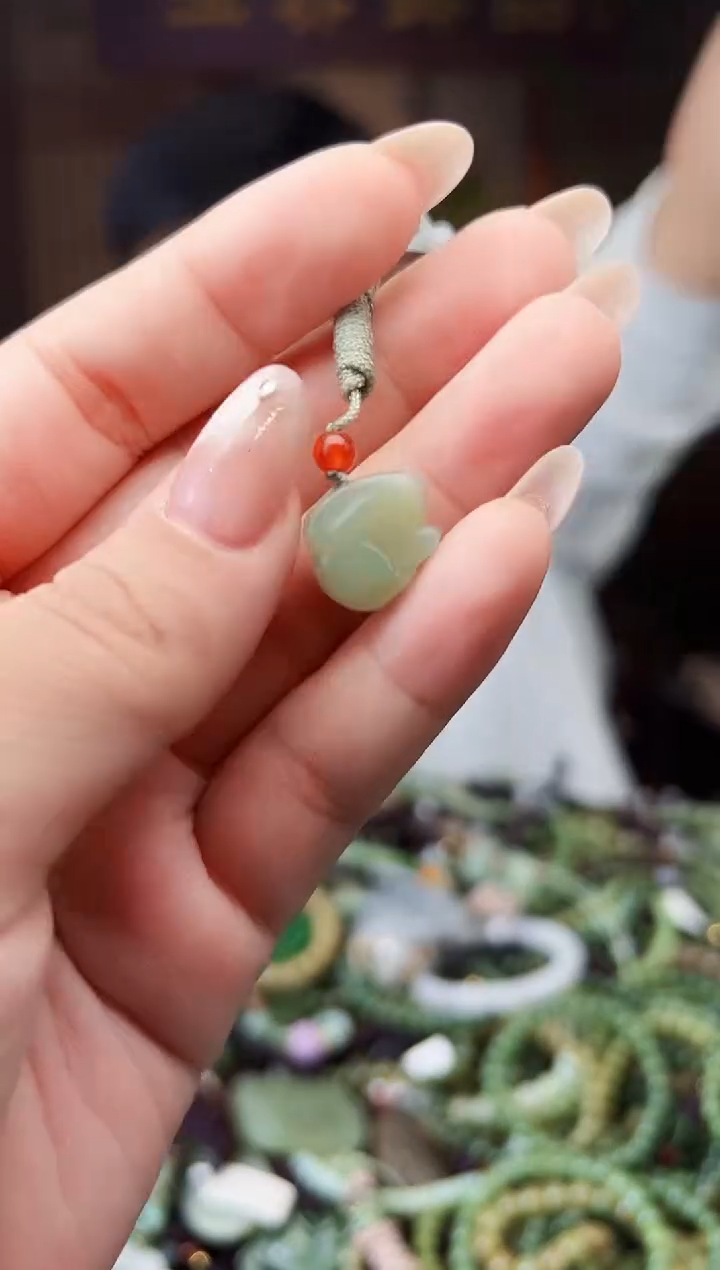 颈饰未镶嵌和田玉多样性发货拍一发一