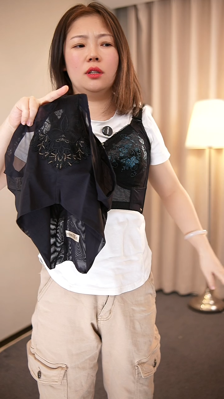 三醋酯纤维M***灿黑色 2XL 